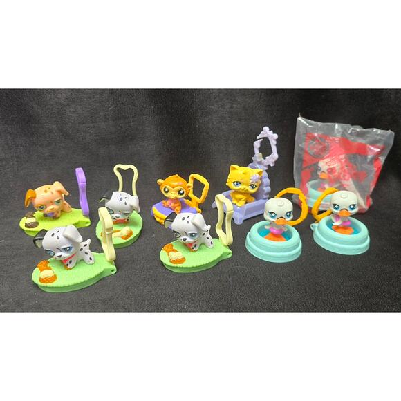 Hasbro LPS McDonald's Little Pet Shop Swan Dog Cat Figures w Keychain Ring Clip - Picture 9 of 12